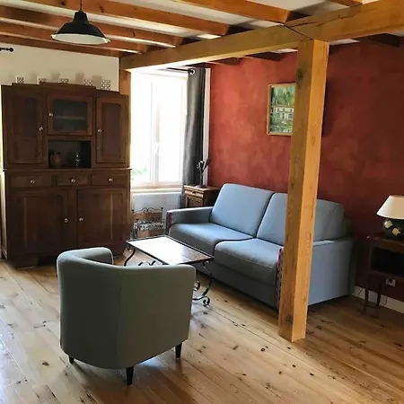 Nyaraló La-haut Auzelles