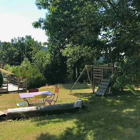 La-haut Nyaraló Auzelles
